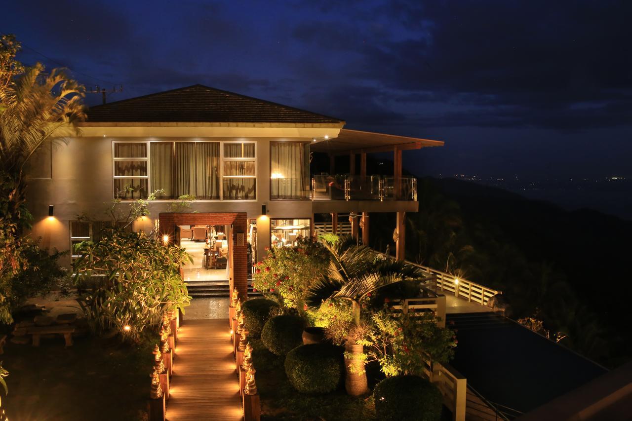 The Oriental Luxury Suites Alfonso Exteriör bild