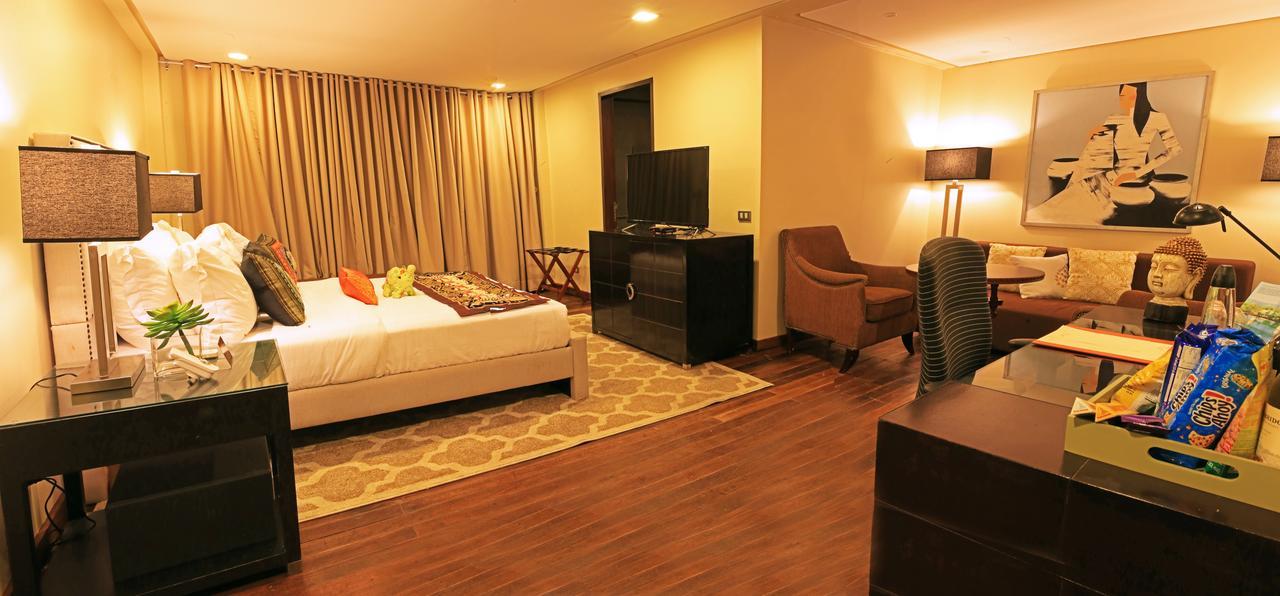 The Oriental Luxury Suites Alfonso Rum bild