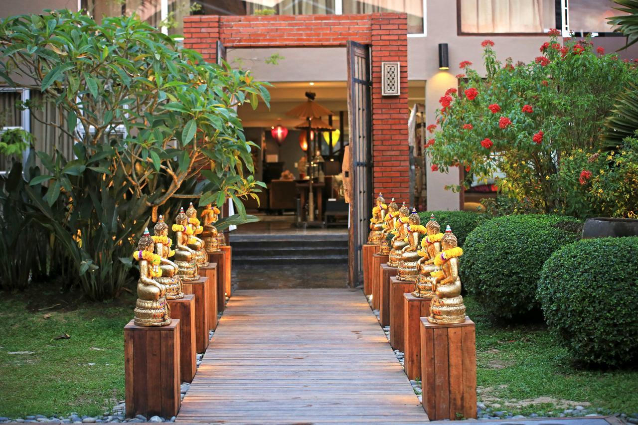 The Oriental Luxury Suites Alfonso Exteriör bild