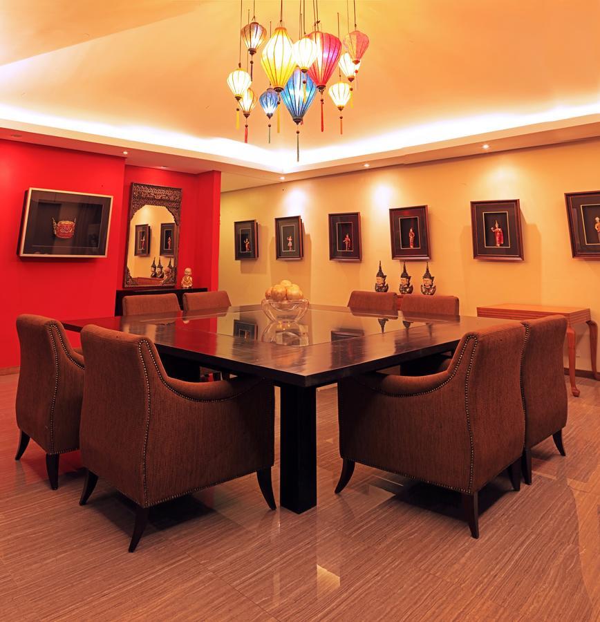 The Oriental Luxury Suites Alfonso Exteriör bild