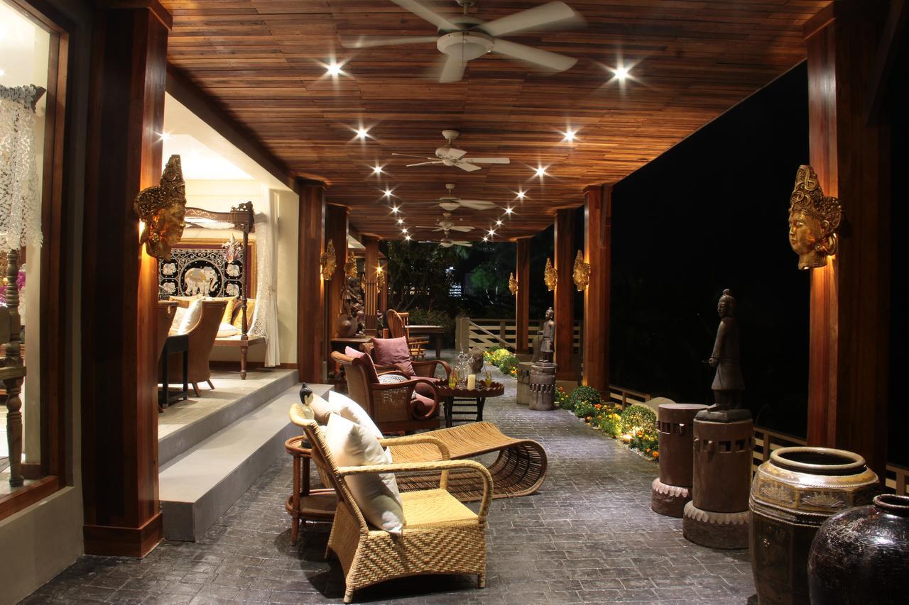 The Oriental Luxury Suites Alfonso Exteriör bild